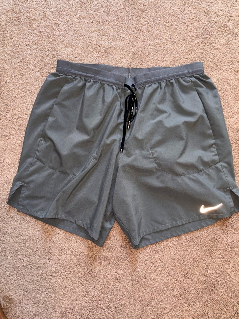 Men's Nike Dri Fit Gray Running Shorts w/Attached Long-Leg Brief L